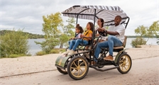 Family Bike at Center Parcs Villages Nature Paris
