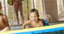 Swimming activities at Landal De Elsgraven