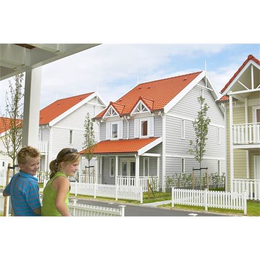 Villa Villa-Staetelaan-9 at Aquadelta